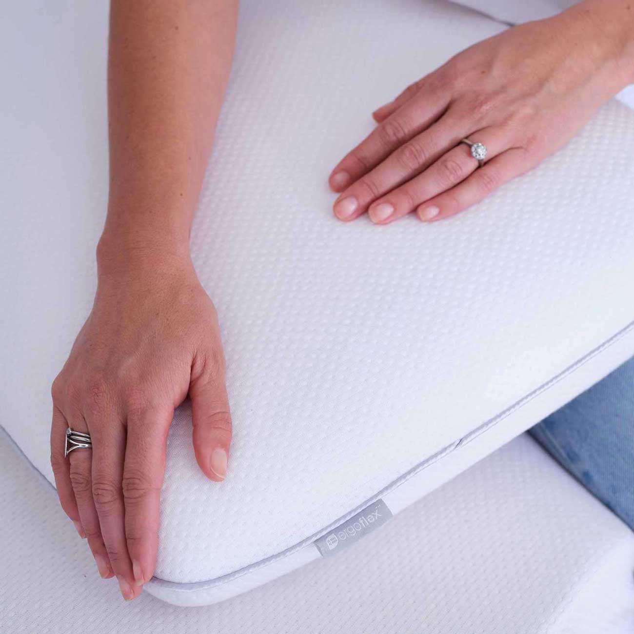 The Ergoflex Memory Foam Pillow