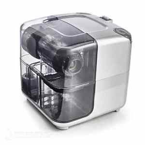 Omega CUBE302 Juicer