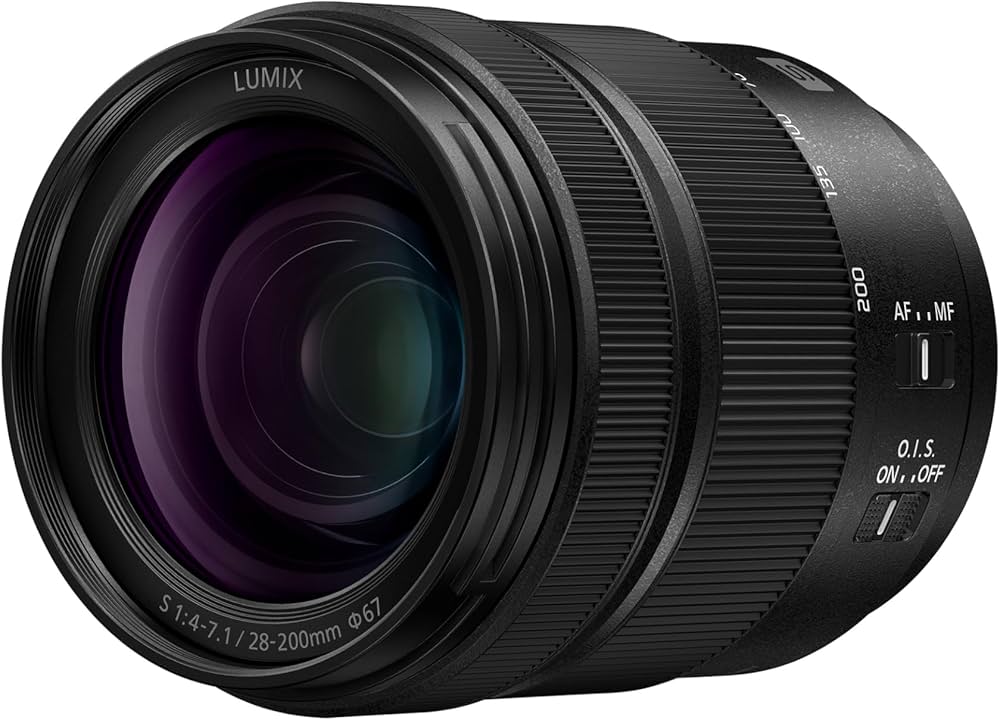 Panasonic Lumix S 28-200mm F4-7.1 Macro OIS Zoom Lens