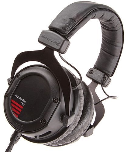beyerdynamic custom one pro headset