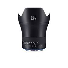 Zeiss Milvus 18mm F2.8 Lens