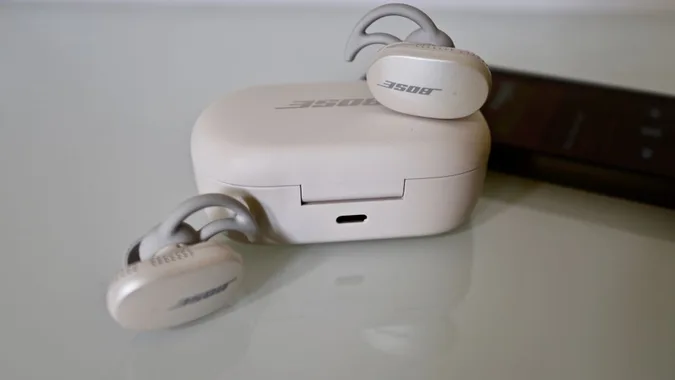 BOSE QUIETCOMFORT EARBUDS GET A HEFTY 26% DISCOUNT ON AMAZON BOSE QUIETCOMFORT EARBUDS GET A HEFTY 26% DISCOUNT ON AMAZON