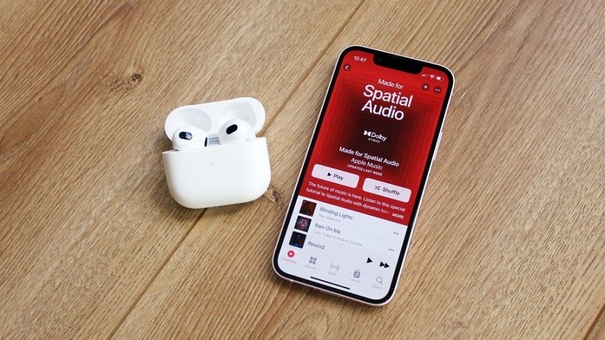 Apple’s Airpods 3 are here