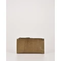 Cobb & Co - Taree Soft Leather Pouch Wallet - Wallets (Olive) Taree Soft Leather Pouch Wallet