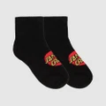Santa Cruz - Classic Dot Socks 2 Pack Teens - Crew Socks (Black) Classic Dot Socks 2-Pack - Teens