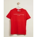 Tommy Hilfiger - Essential Short Sleeve Tee Teens - T-Shirts & Singlets (Deep Crimson) Essential Short Sleeve Tee - Teens
