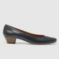 Wide Steps - Acton - All Pumps (NAVY) Acton