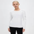 2XU - Aero Long Sleeve Running T Shirt - Long Sleeve T-Shirts (White & Silver Reflective) Aero Long Sleeve Running T-Shirt