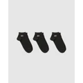 Lacoste - 3 Pack Ankle Sport Socks - Underwear & Socks (Black) 3-Pack Ankle Sport Socks