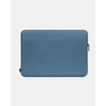Incase - Incase Compact Sleeve in Flight Nylon for 16" MacBook Pro - Tech Accessories (Coastal Blue) Incase Compact Sleeve in Flight Nylon for 16" MacBook Pro