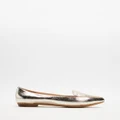 Mollini - Gyro Leather Flats - Ballet Flats (Gold Crack) Gyro Leather Flats