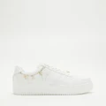 Windsor Smith - Roses - Lifestyle Sneakers (White Gold) Roses