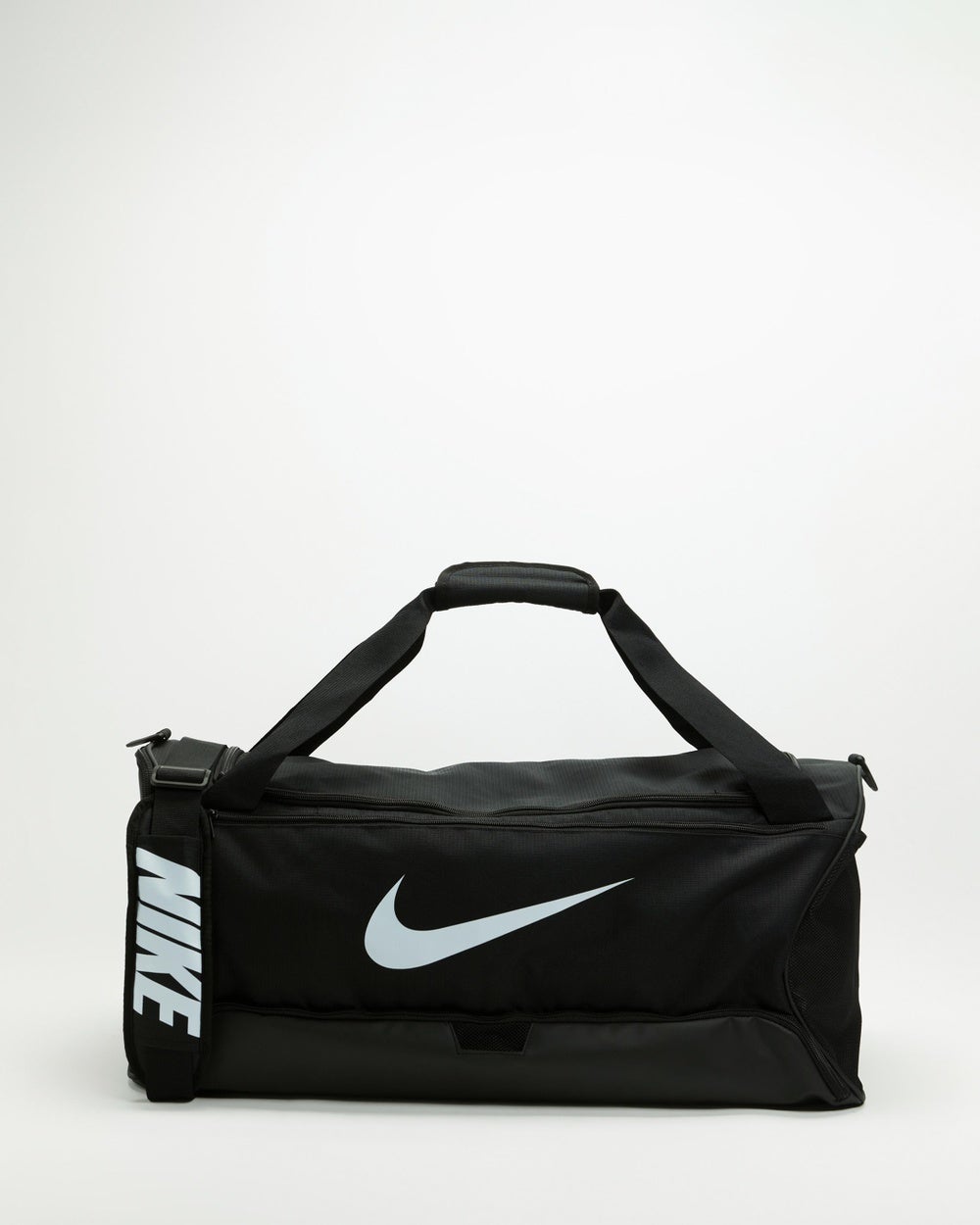 Nike - Brasilia 9.5 Duffel Bag Medium - Duffle Bags (Black, Black & White) Brasilia 9.5 Duffel Bag - Medium