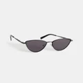 & Other Stories - Wire frame Cat Eye Sunglasses - Sunglasses (Black Dark) Wire-frame Cat Eye Sunglasses