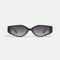 Quay Australia - Hot Gossip - Sunglasses (Black & Smoke Gradient) Hot Gossip