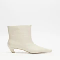 Alias Mae - Crissy - Boots (Bone Leather) Crissy