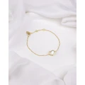 Wanderlust + Co - Heart Pearl & Gold Bracelet - Jewellery (Gold) Heart Pearl & Gold Bracelet