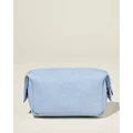 Rubi - Weekender Cosmetic Case Blue - Bags & Tools (BLUE) Weekender Cosmetic Case Blue