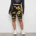 Versace Jeans Couture - Chain Couture Bicycle Shorts - Shorts (Black & Gold) Chain Couture Bicycle Shorts