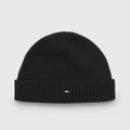 Tommy Hilfiger - Essential Flag Beanie - Headwear (Black) Essential Flag Beanie