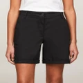 Tommy Hilfiger - Mom Fit Chino Shorts - High-Waisted (Black) Mom Fit Chino Shorts