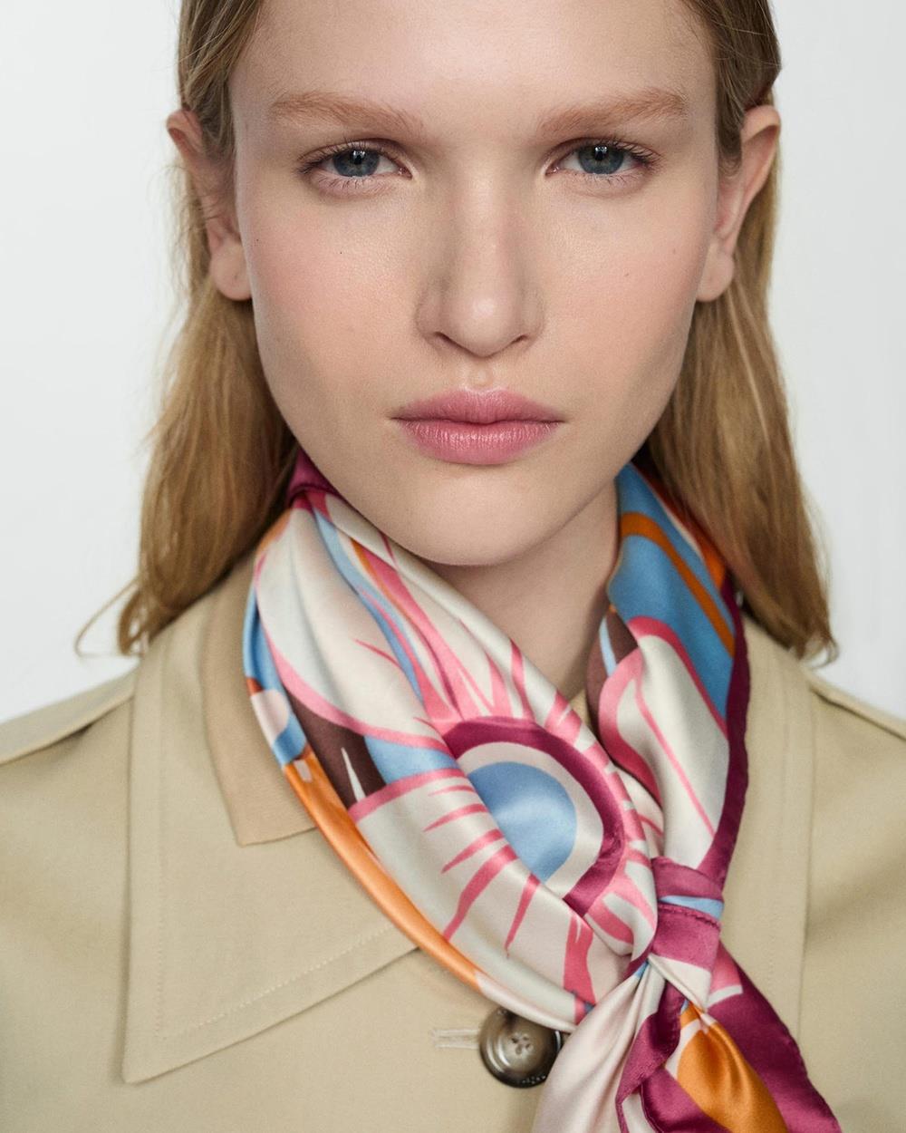 M.N.G - Daisy Neck Scarf - Scarves & Gloves (Pink) Daisy Neck Scarf