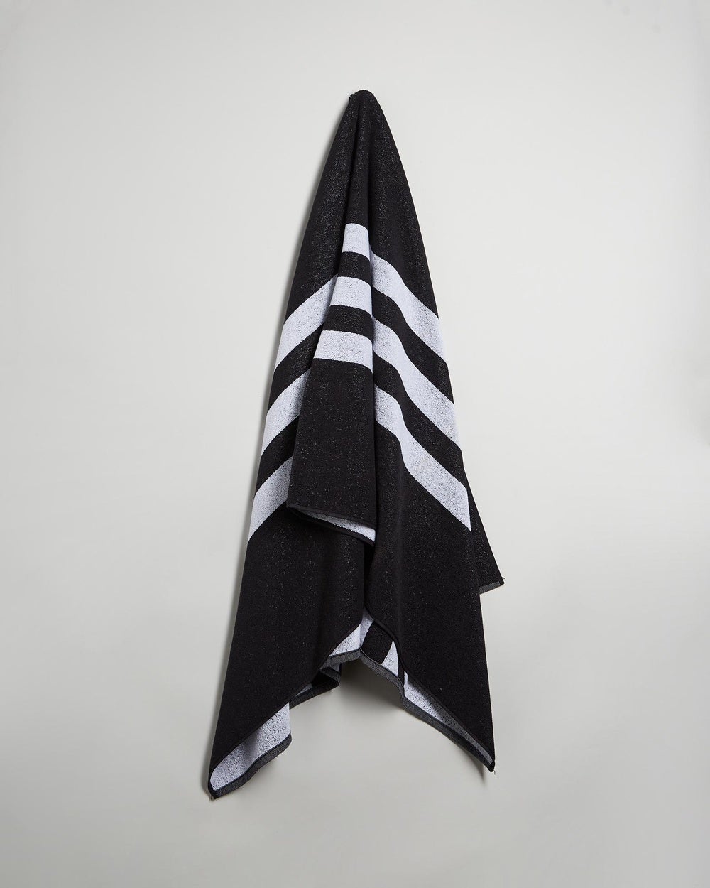 adidas Swim - 3 Stripes Large Sauna Towel - Towels (Black) 3 Stripes Large Sauna Towel