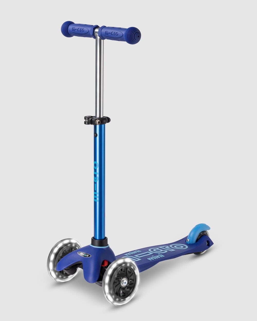 Micro Scooters - Micro Mini Deluxe LED - Scooters (Blue) Micro Mini Deluxe LED