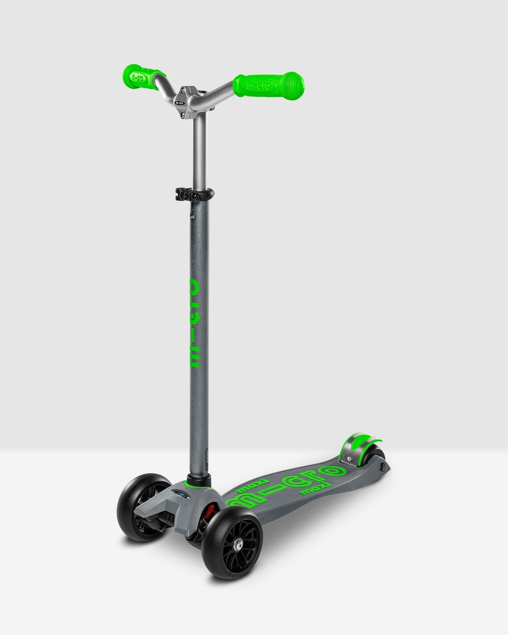 Micro Scooters - Micro Maxi Deluxe Pro Kids Scooter - Scooters (Grey) Micro Maxi Deluxe Pro Kids Scooter