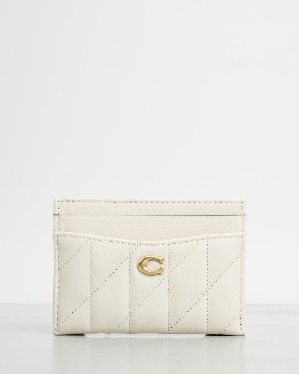 Coach - Essential Quilted Pillow Leather Flat Card Case - Wallets (Chalk) Essential Quilted Pillow Leather Flat Card Case