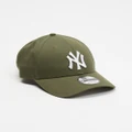New Era - 9FORTY CS New York Yankees Cap - Headwear (New Olive & White) 9FORTY CS New York Yankees Cap