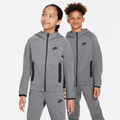 Nike Sportswear Tech Fleece Older Kids' (Boys') Winterized Full-Zip Hoodie - Grey