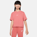 Nike Sportswear Older Kids' (Girls') T-Shirt - Red