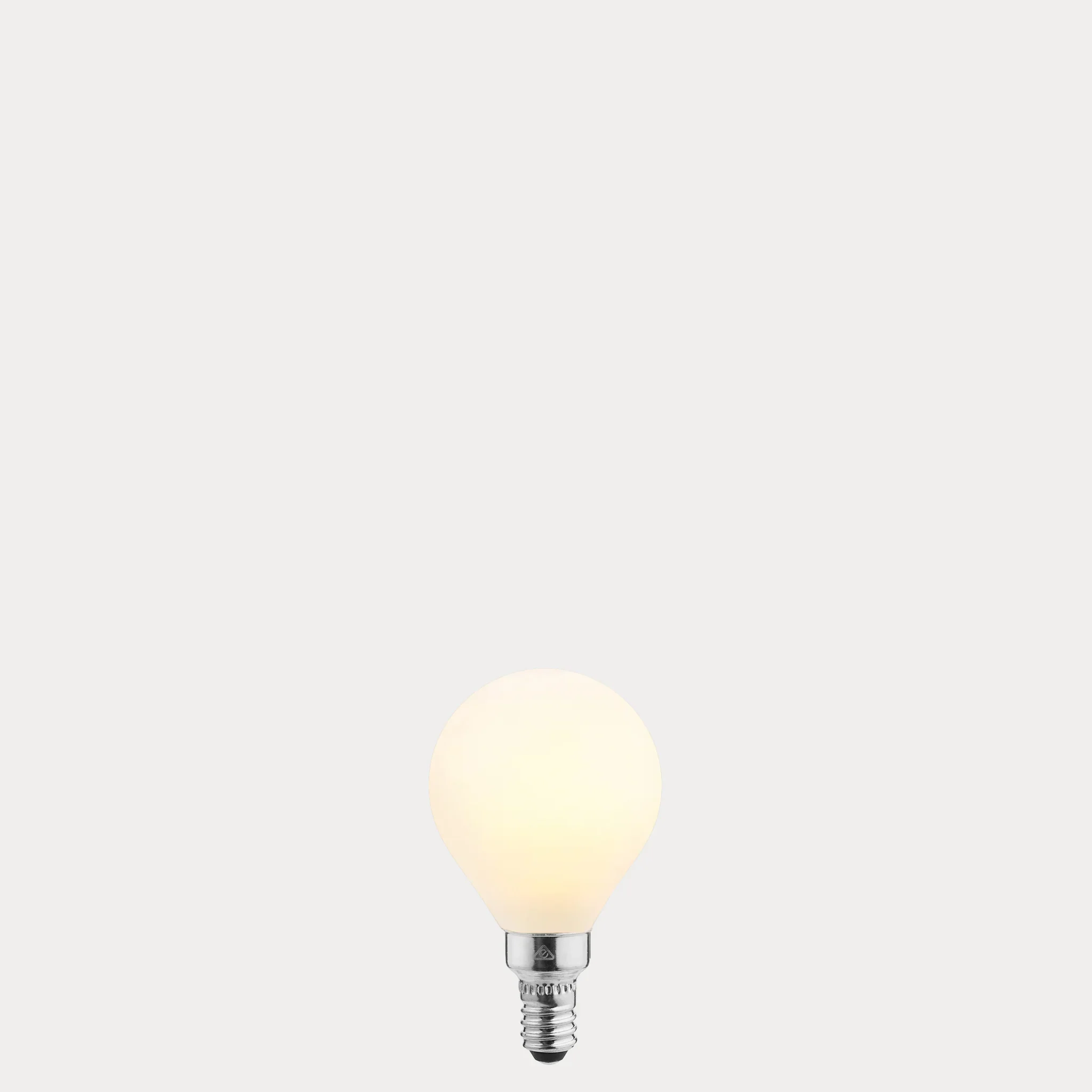 Sunset Dim G45 Golf Ball LED Light Bulb E12 Porcelain, Dim-to-Warm 2700K-1800K, 4.8W-40W Equiv