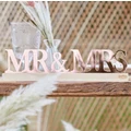 Ginger Ray: Rose Gold Acrylic Mr and Mrs Sign