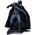 Batman DCCAUG150303 Vs Superman - Batman Statue