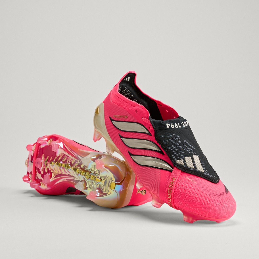 Predator Elite Fold-Over Tongue Firm Ground Football Boots