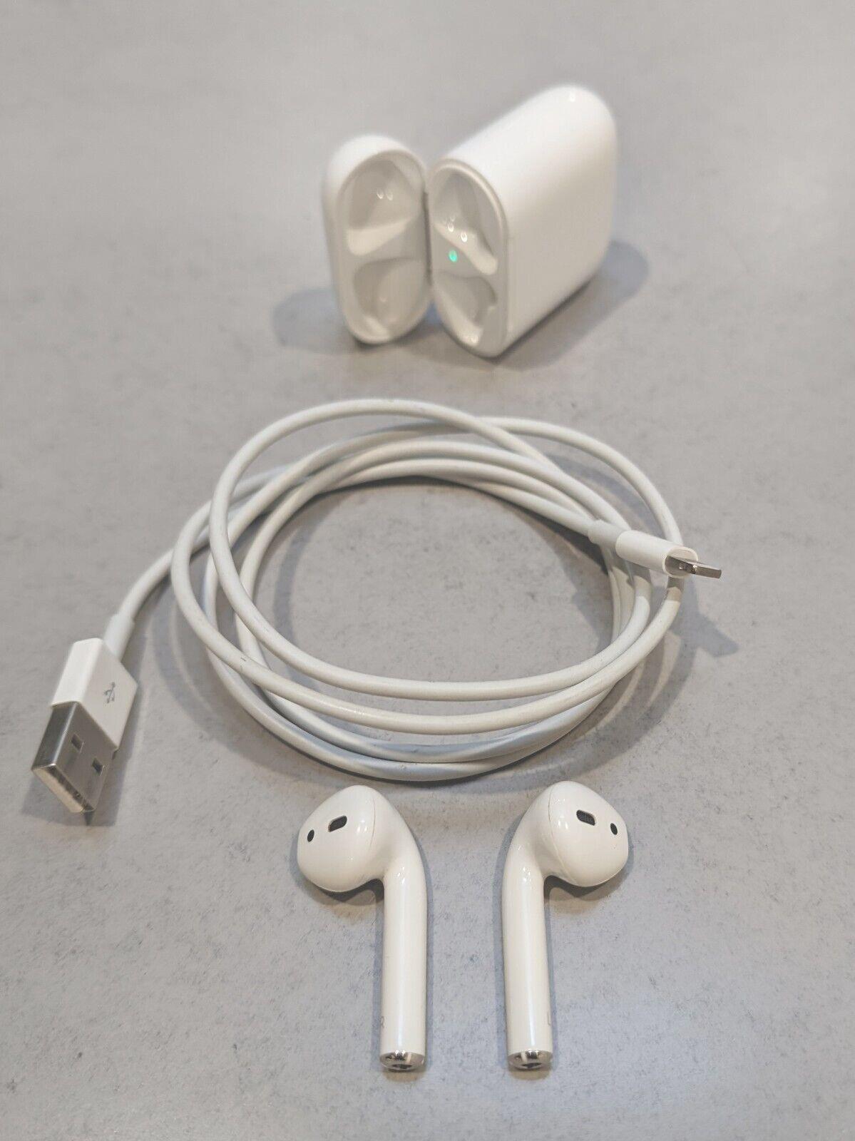 Apple Airpods 2nd Generation With Charging Case - White A2031