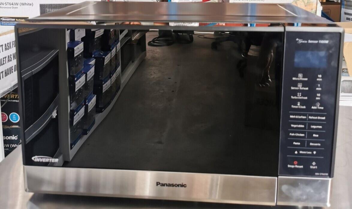 Panasonic 32l Microwave Oven (black) Model Nn-st665b - Good Condition