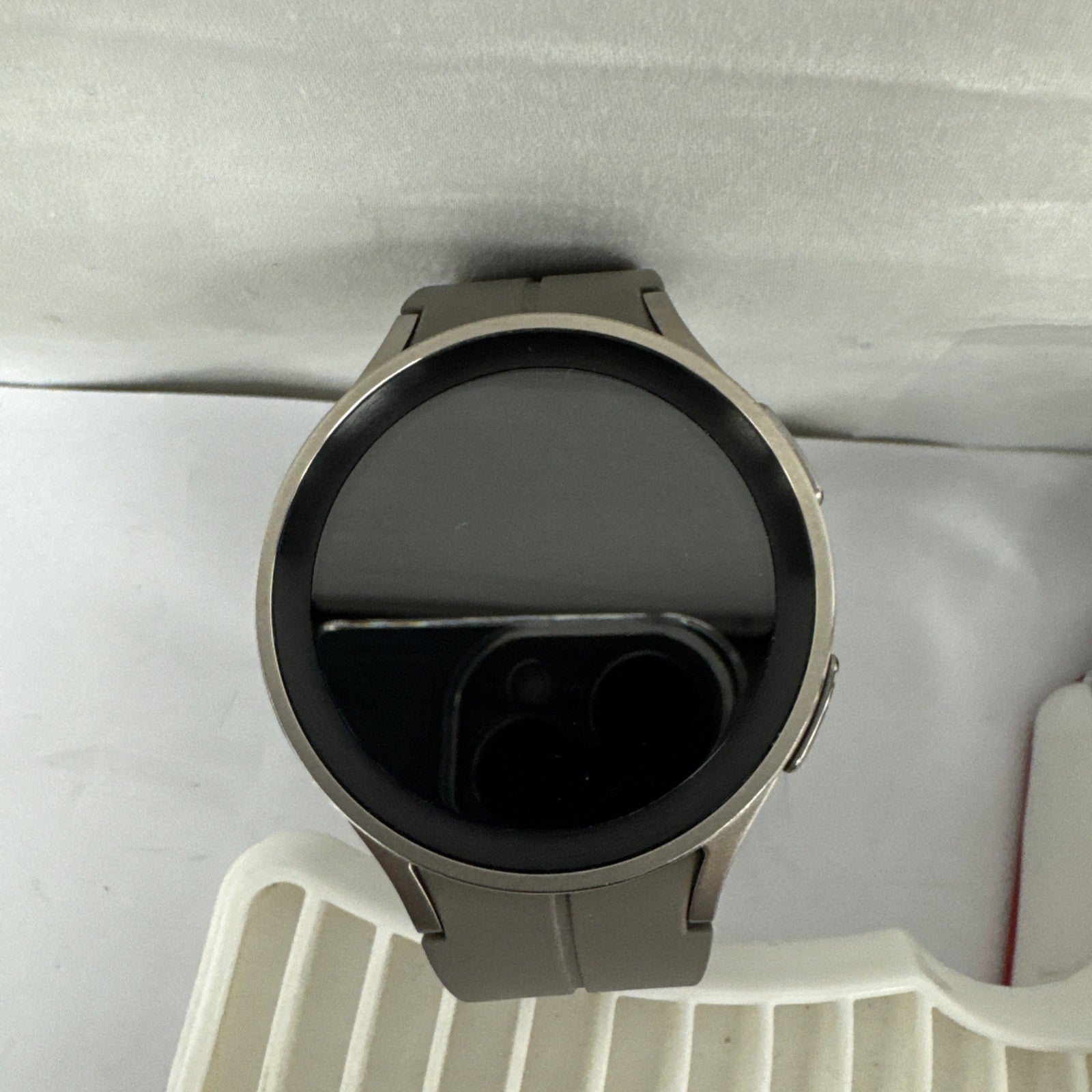 Samsung Galaxy Watch5 Pro Lte 45mm Grey Titanium - B-grade (free Ship)