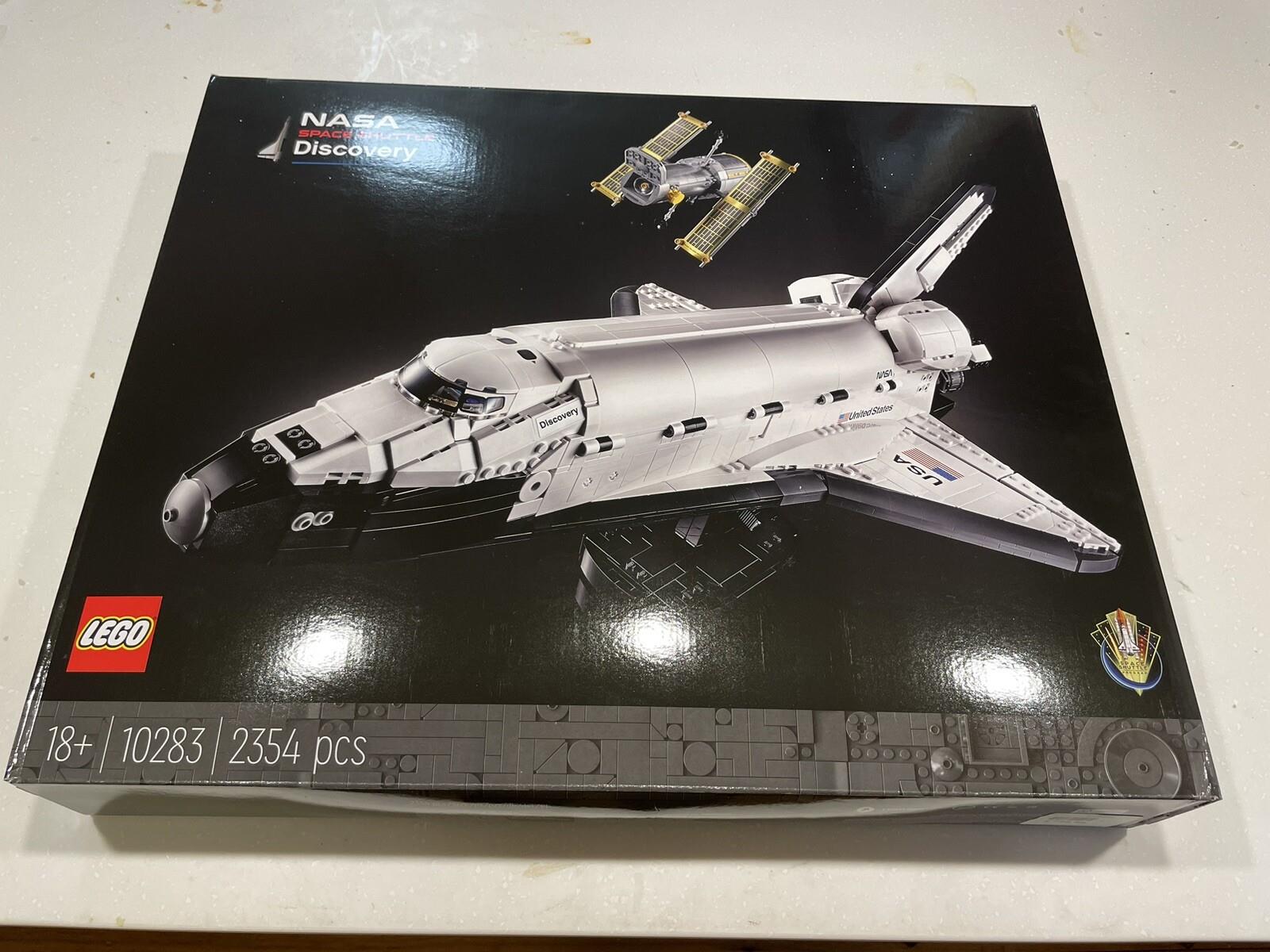 Lego Nasa Space Shuttle Discovery (10283)