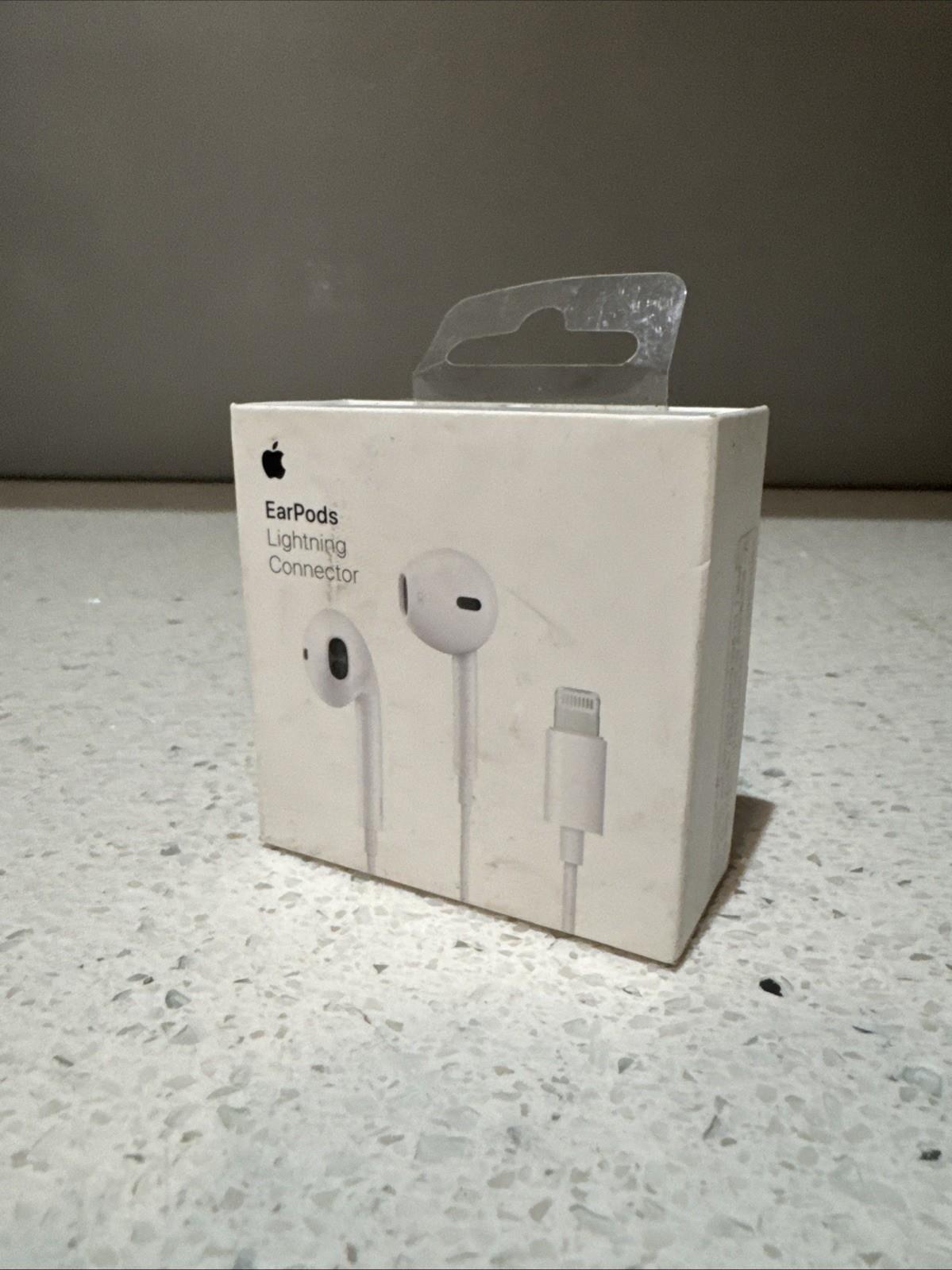 Genuine Apple Earpods Earphones With Lightning Connector Plug