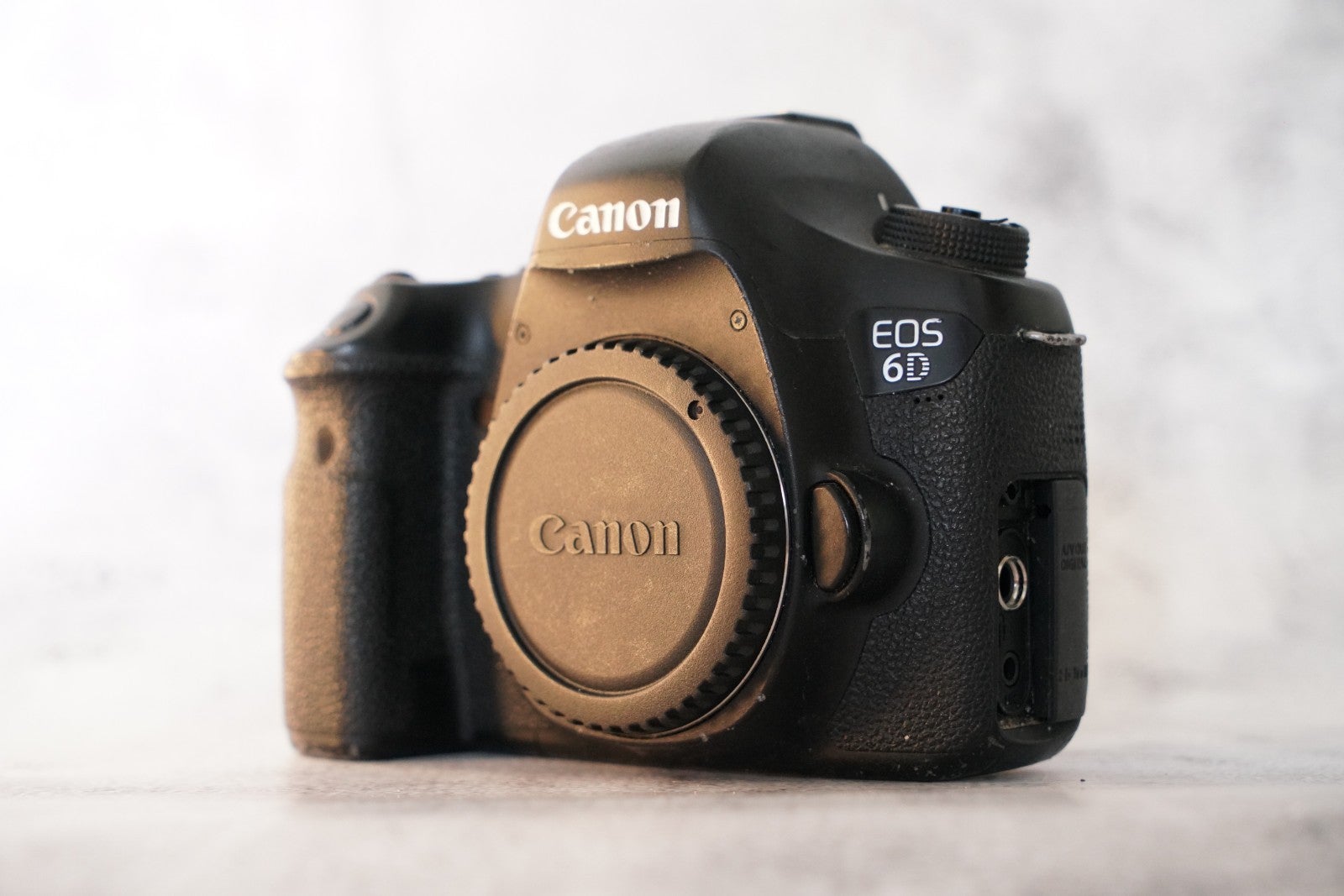 Canon Eos 6d Professional Dslr Digital Slr Camera Body Only