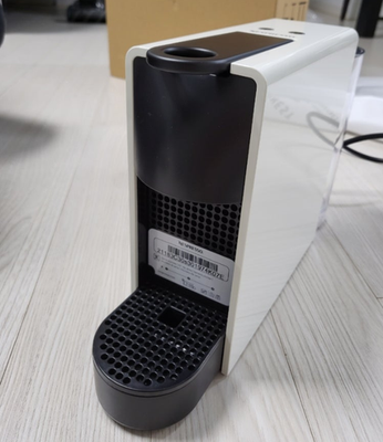 Nespresso Essenza Mini C30 Coffee Machine / White Color / 220-240v / Express