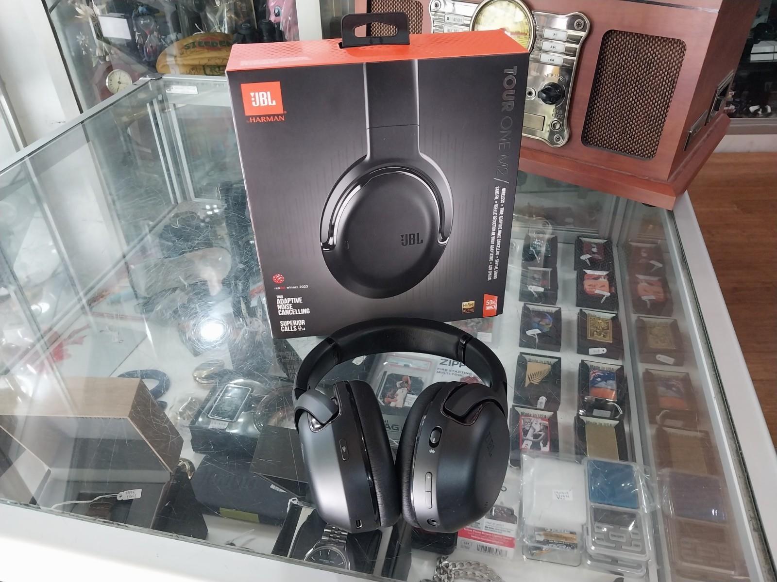 Jbl Tour One M2 True Wireless Over-ear Noise Cancelling Headphones