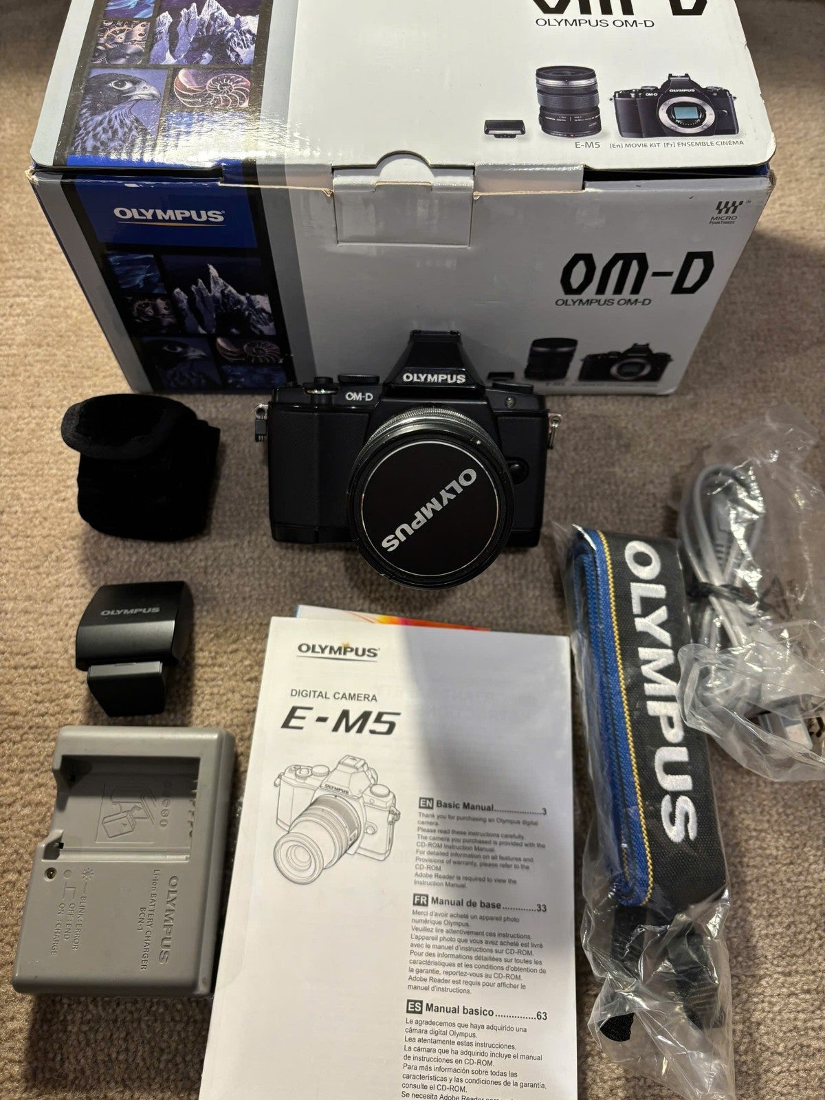 Olympus Om-d E-m5 16.1 Mp Digital Camera - Black & Kit Lens 12-50mm
