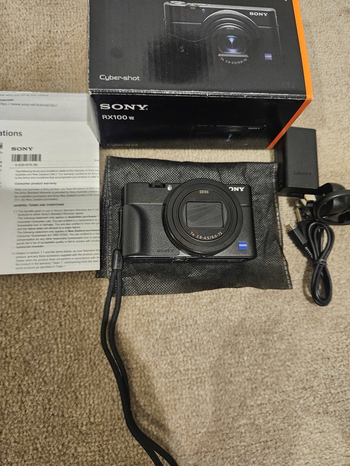 Sony Dsc-rx100mvii 7 20.1 Mp Compact Camera - Black Like