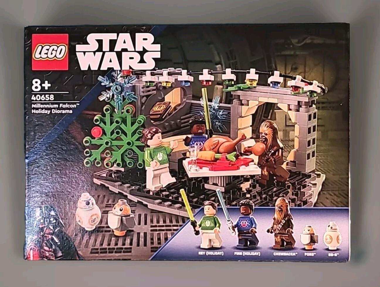 Lego 40658 Millennium Falcon Holiday Diorama New.