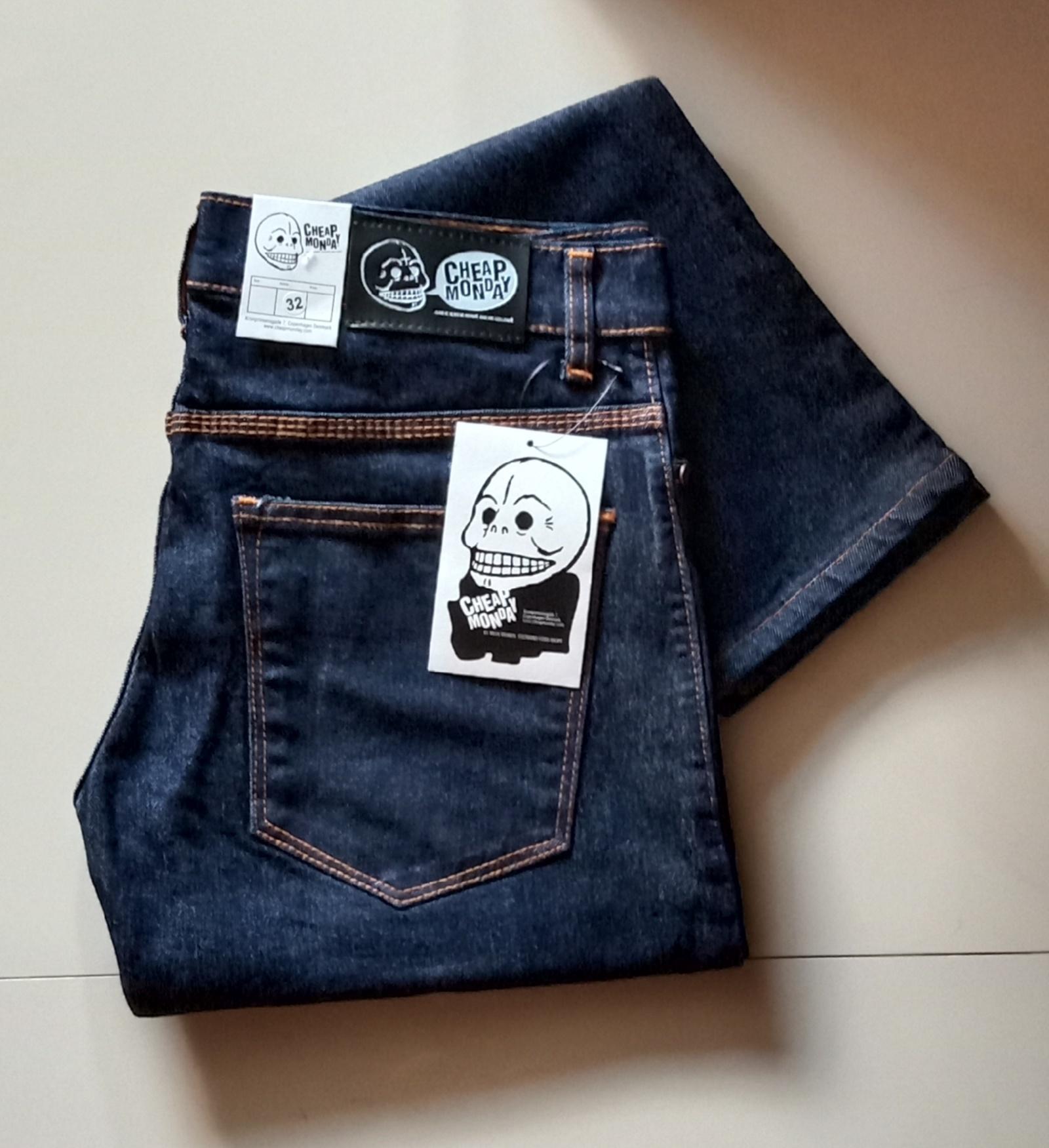 CELANA PANJANG JEANS PRIA/COWOK/JEANS BIRU KARET/MELAR/ARTEN JEANS