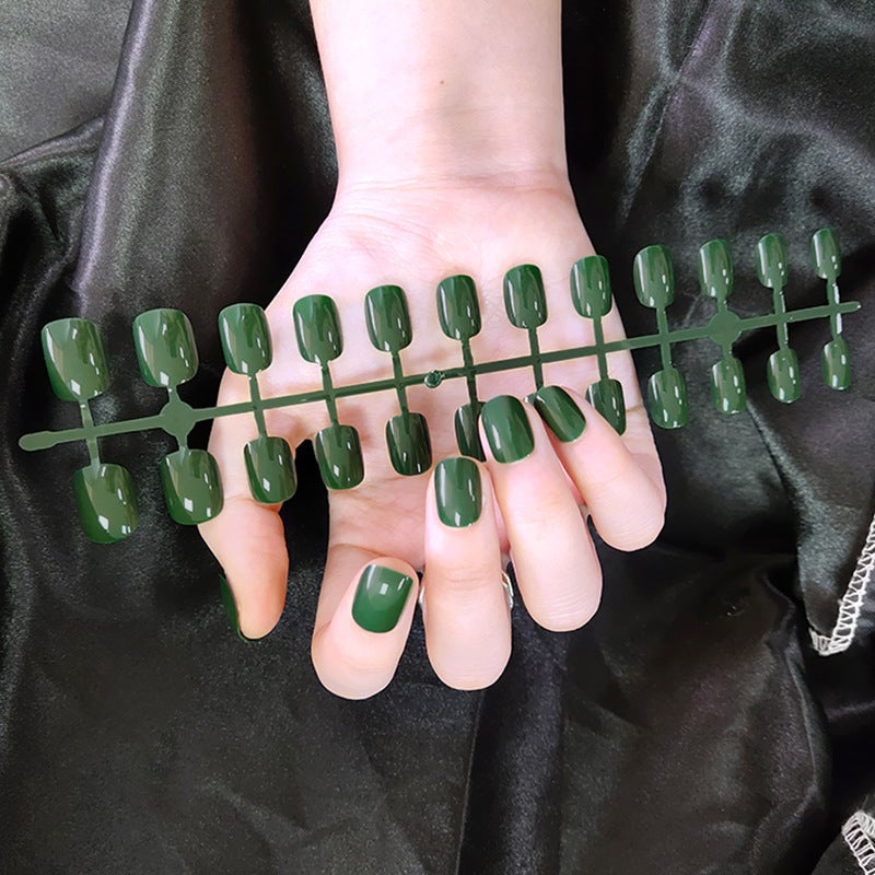 Kuku Pendek Square Glosy Isi 24pcs Bonus Lem Jeli & Lem Cair